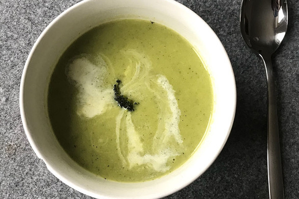 Brokkolisuppe