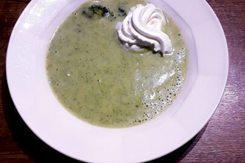 Brokkolisuppe