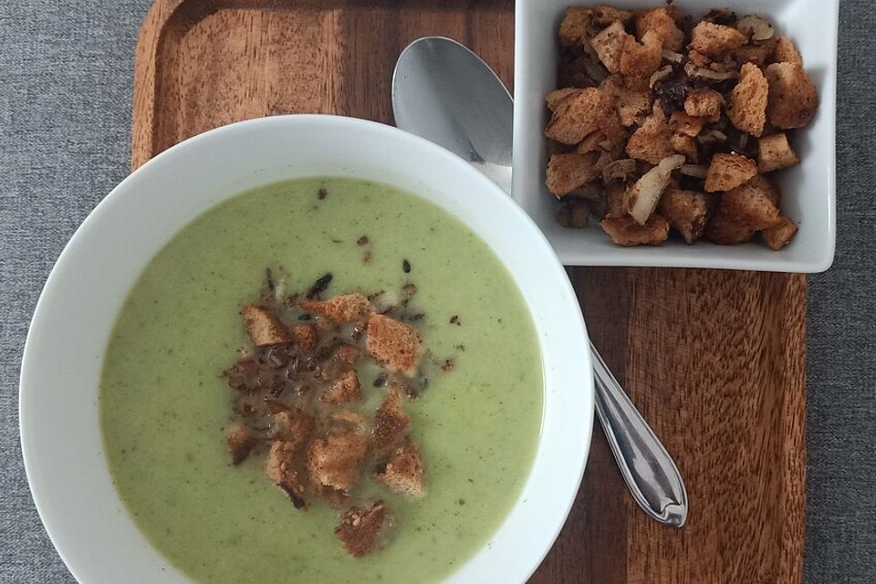 Brokkolisuppe