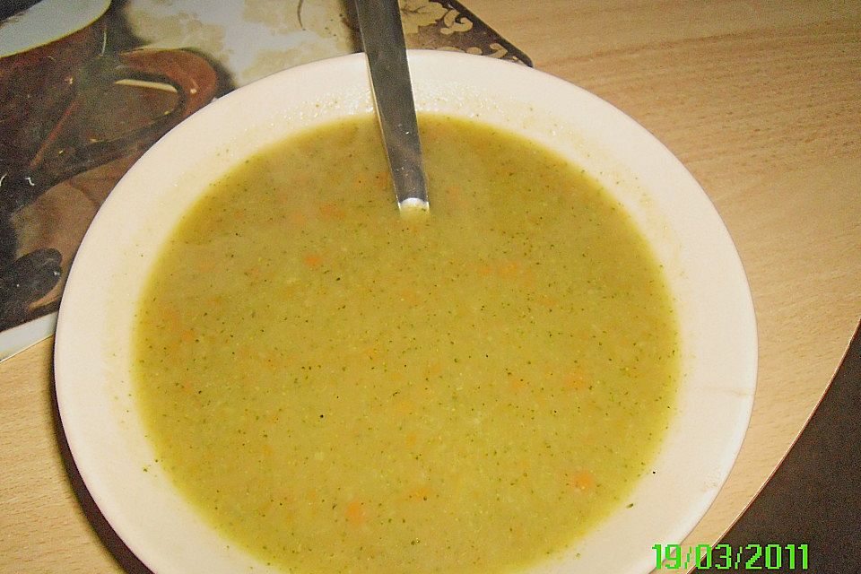 Brokkolisuppe