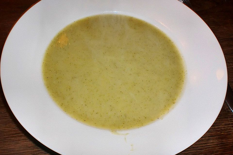 Brokkolisuppe