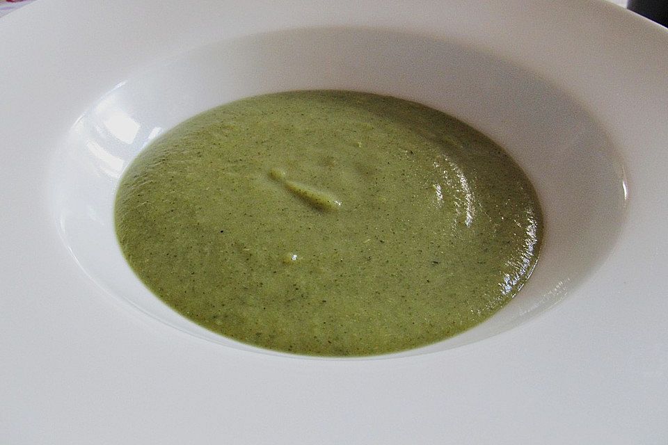 Brokkolisuppe