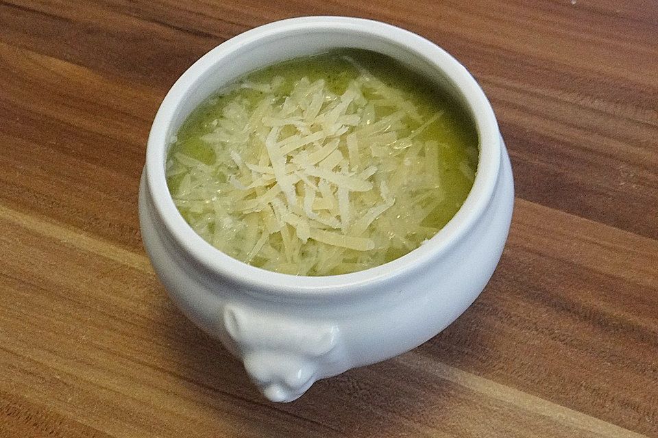 Brokkolisuppe