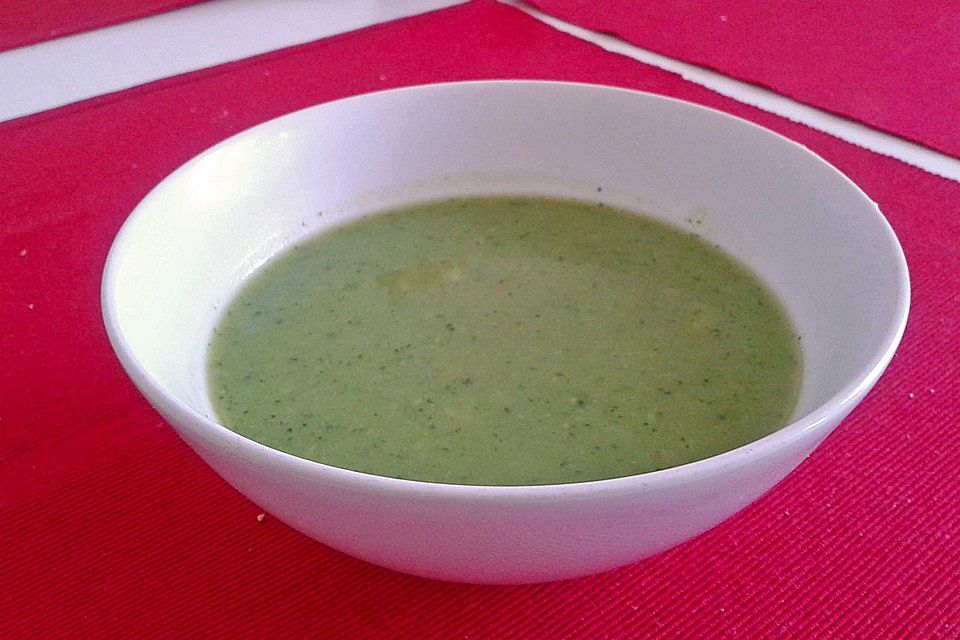 Brokkolisuppe