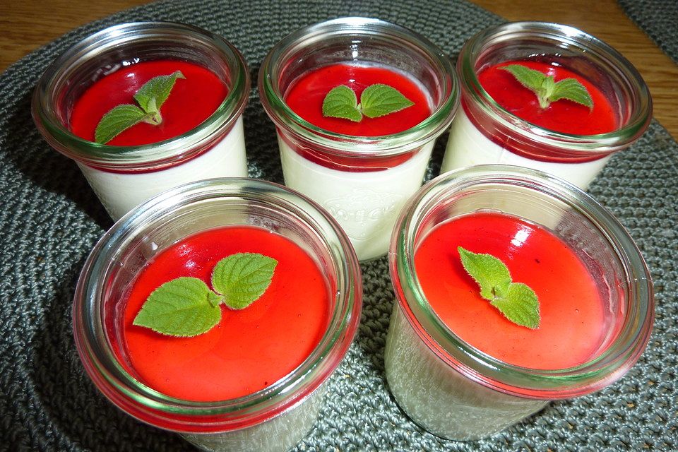 Hollerblütensirup - Joghurt - Mousse