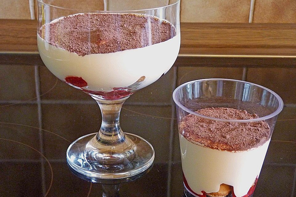 Himbeer-Tiramisu