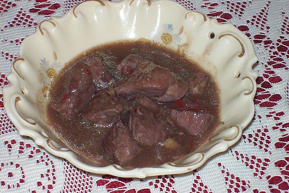 Mittelalterliches Gulasch