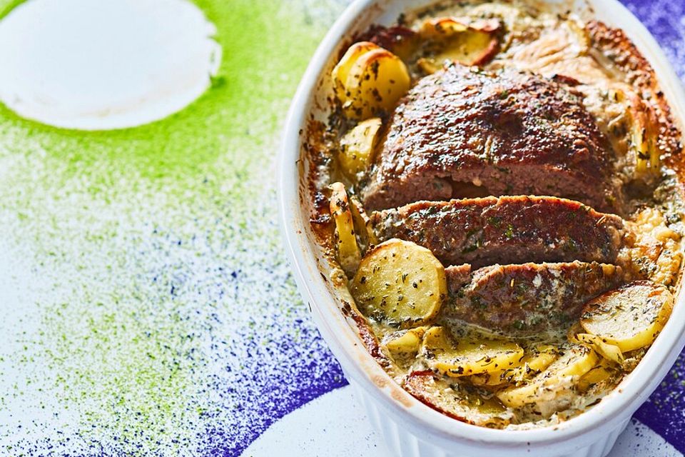 Hackbraten mit Käsefüllung