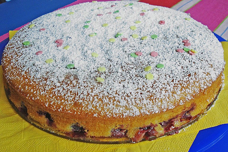 Kirsch- oder Obstkuchen