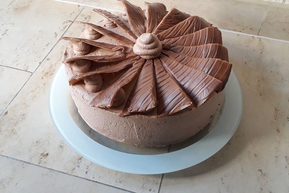 Amaretto - Trüffel - Sahne - Torte