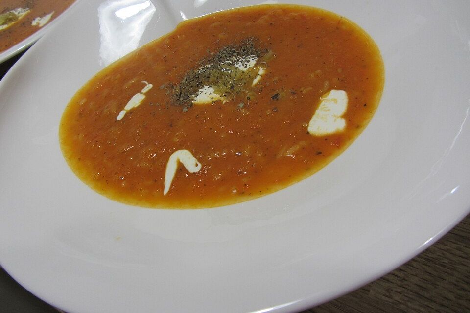 Italienische Tomatensuppe