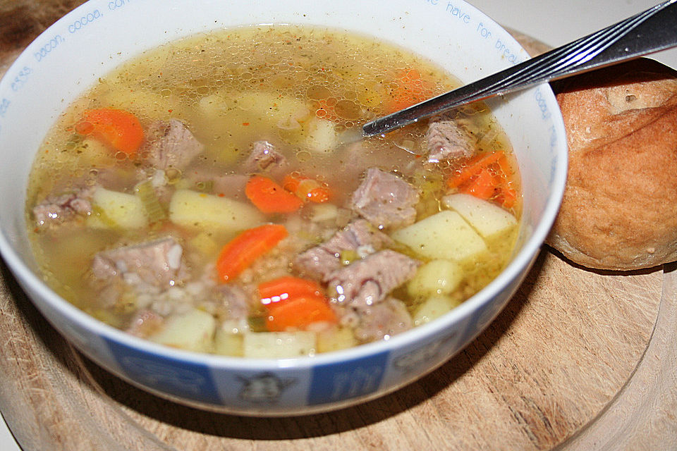 Omis Graupensuppe