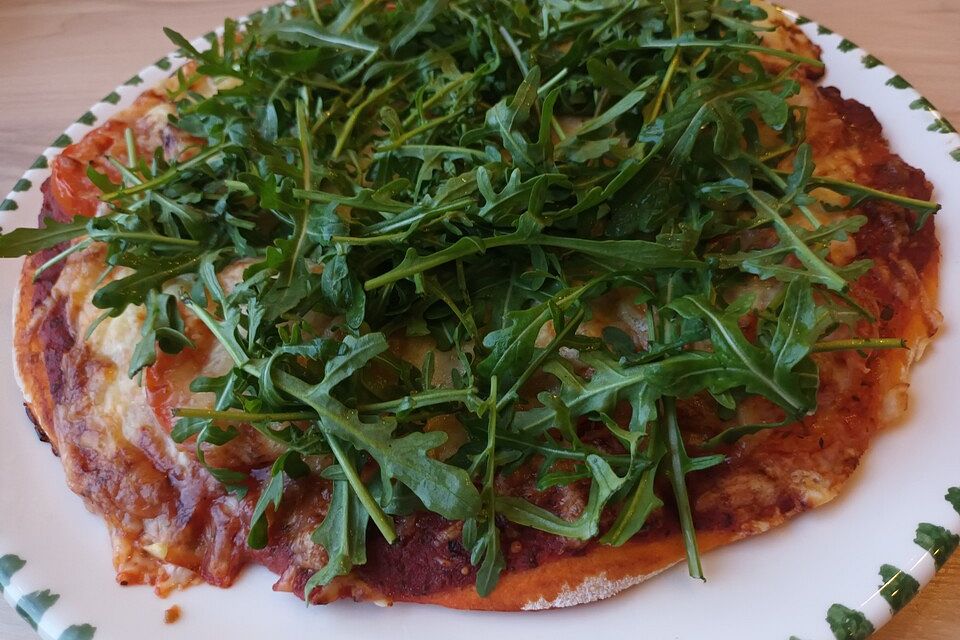 Tomaten - Rucola - Pizza