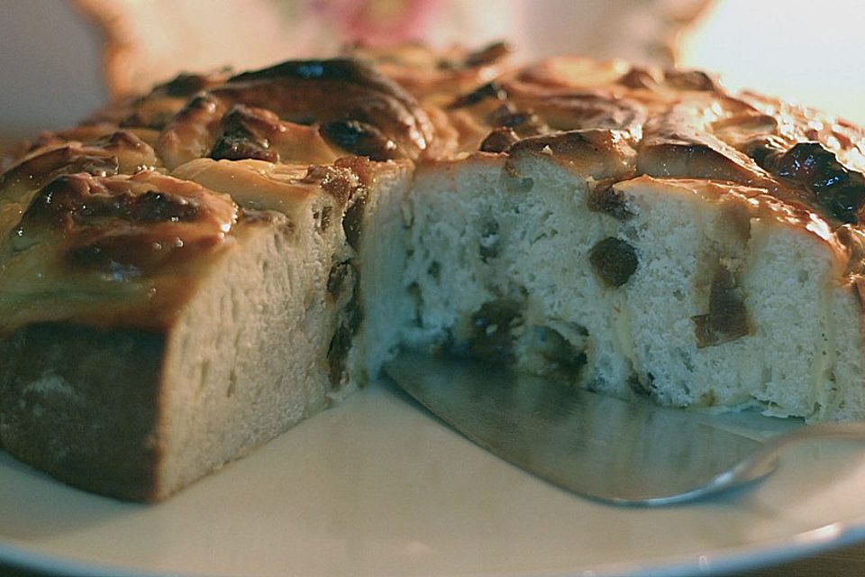 Aprikosen - Rahm - Rosenkuchen