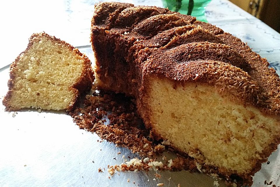 Rührkuchen mit Kokosflocken