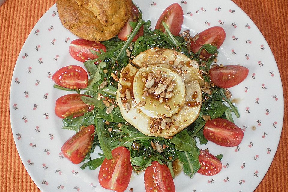 Überbackener Ziegenkäse mit Honigsauce