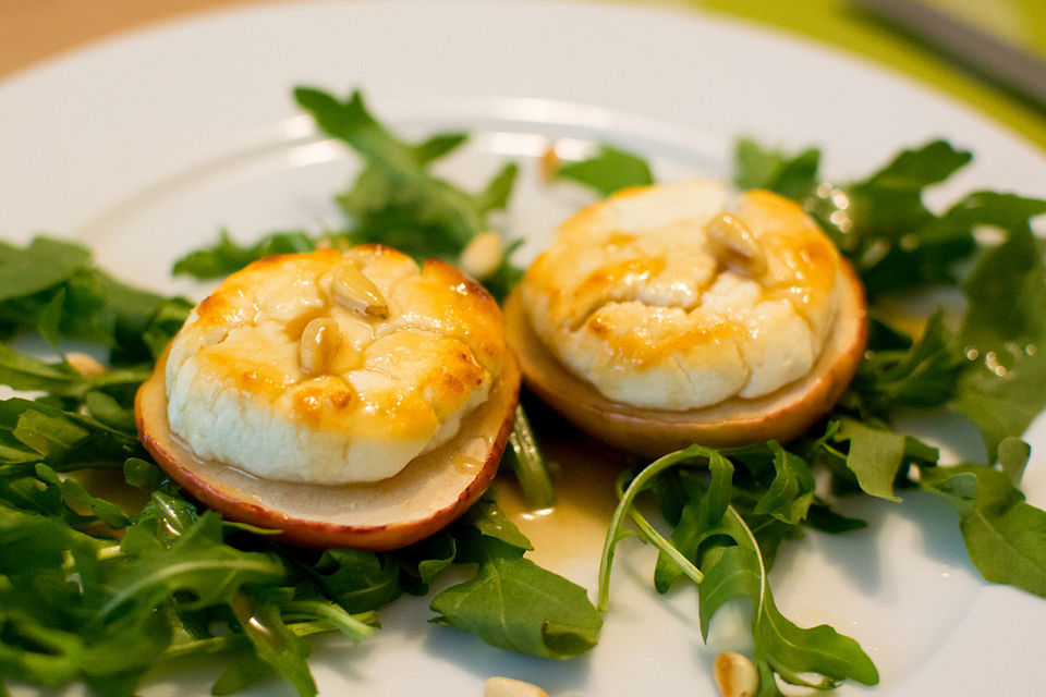 Überbackener Ziegenkäse mit Honigsauce