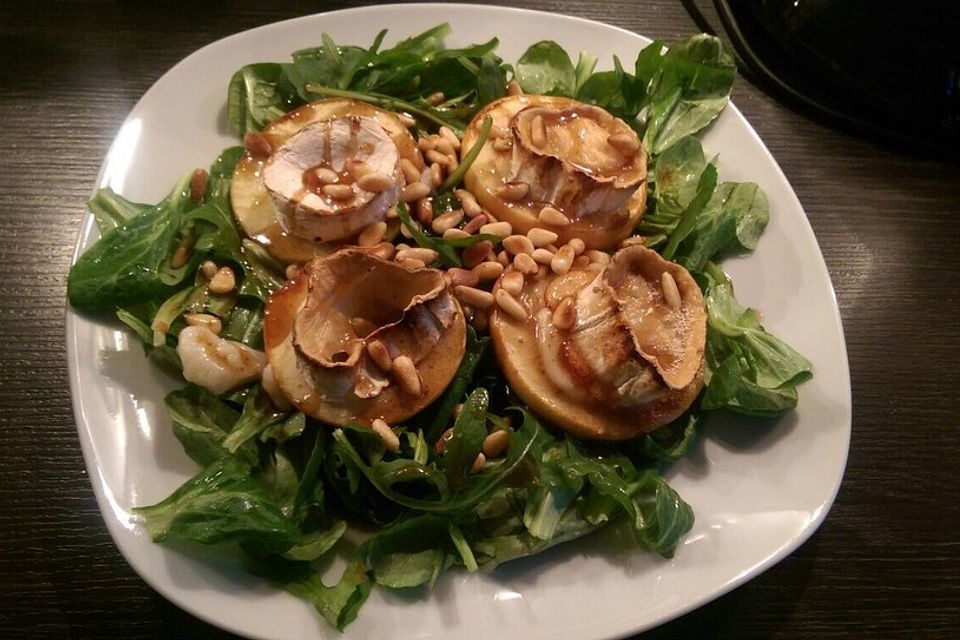 Überbackener Ziegenkäse mit Honigsauce