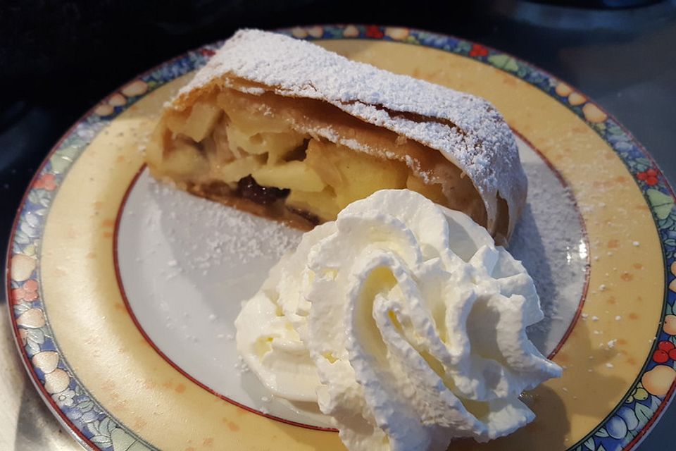 Alt - Wiener Apfelstrudel