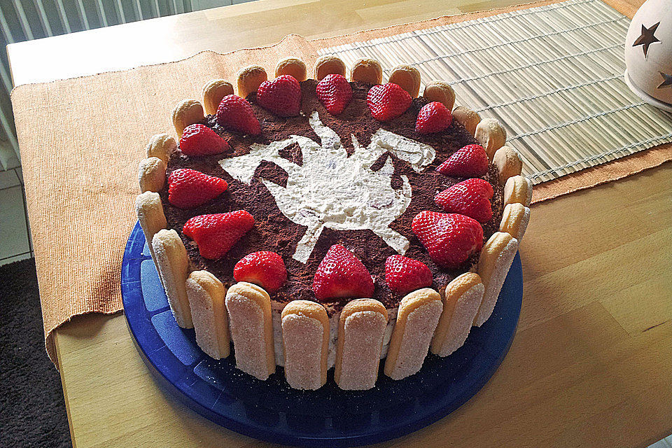 Erdbeer - Tiramisu - Torte