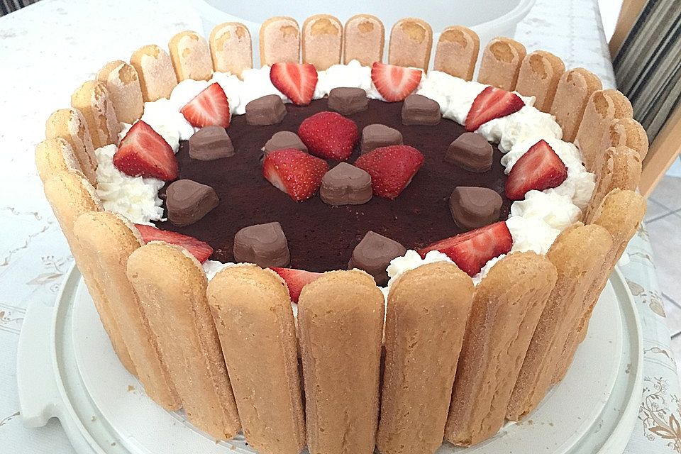 Erdbeer - Tiramisu - Torte