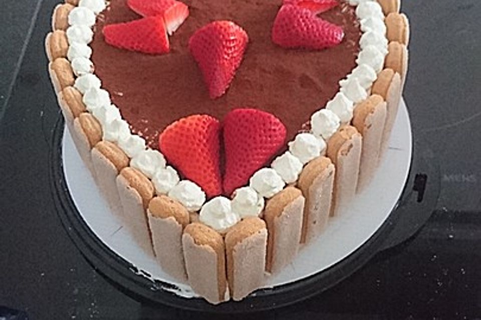 Erdbeer - Tiramisu - Torte