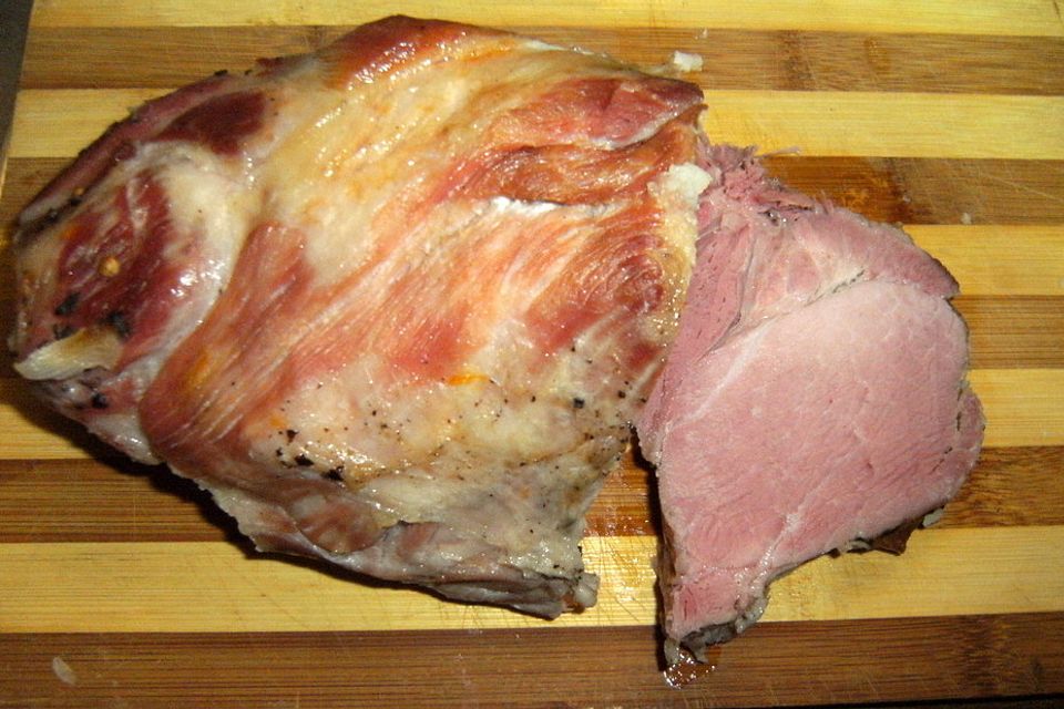 Schweinebraten im Römertopf