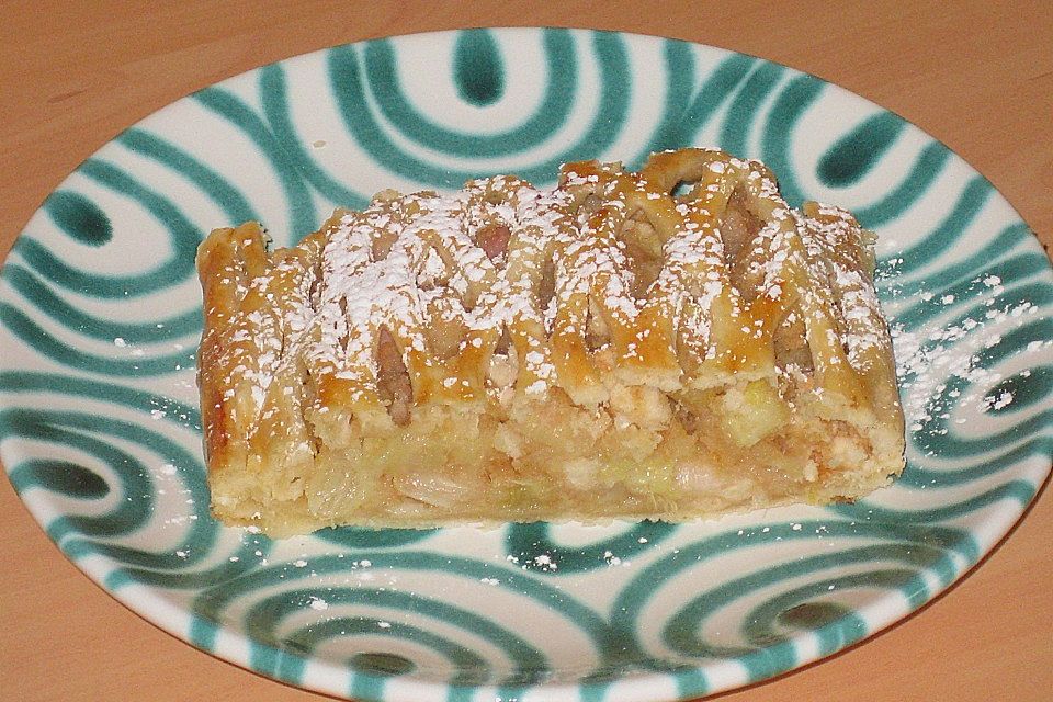 Schneller Rhabarberstrudel