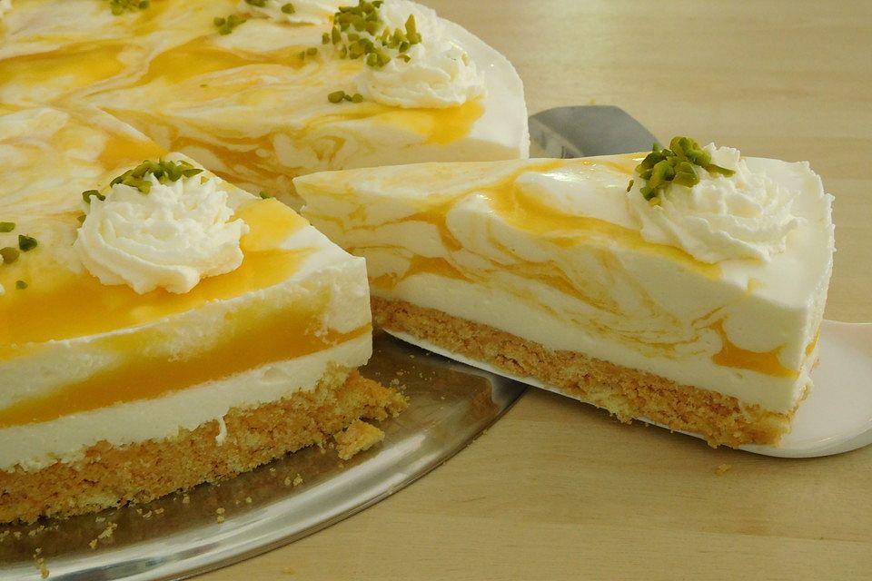 Marmorierte Mango - Joghurt - Torte