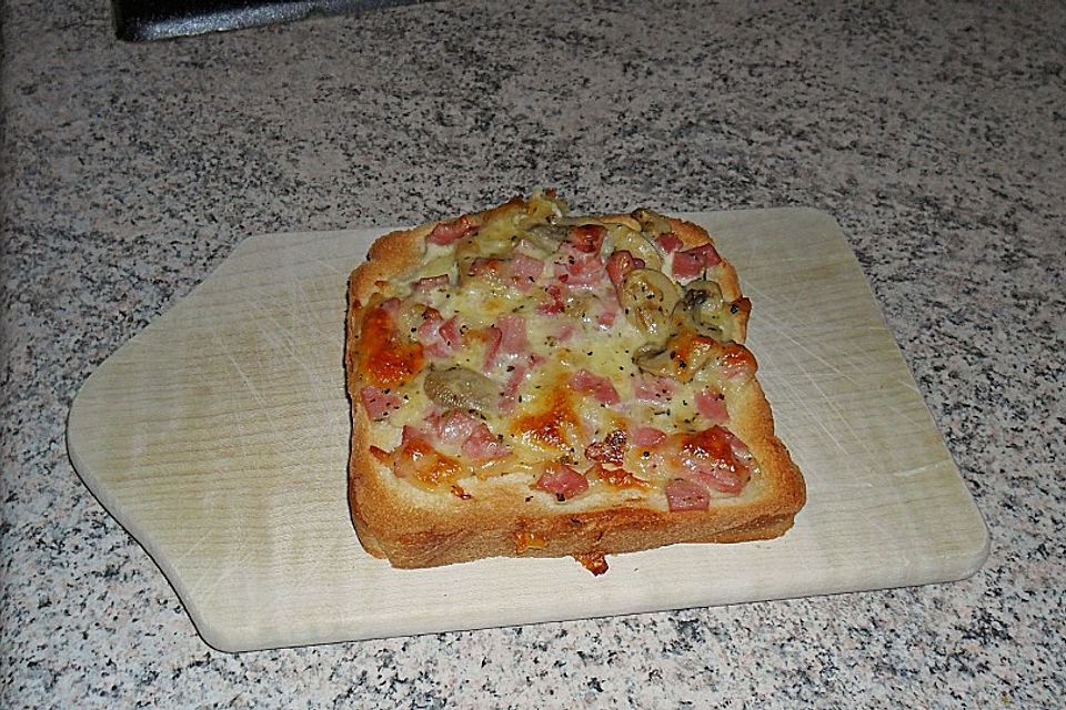 Pizza Toast