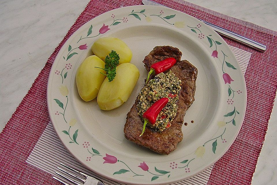 Rumpsteak mit Kräuterpaste