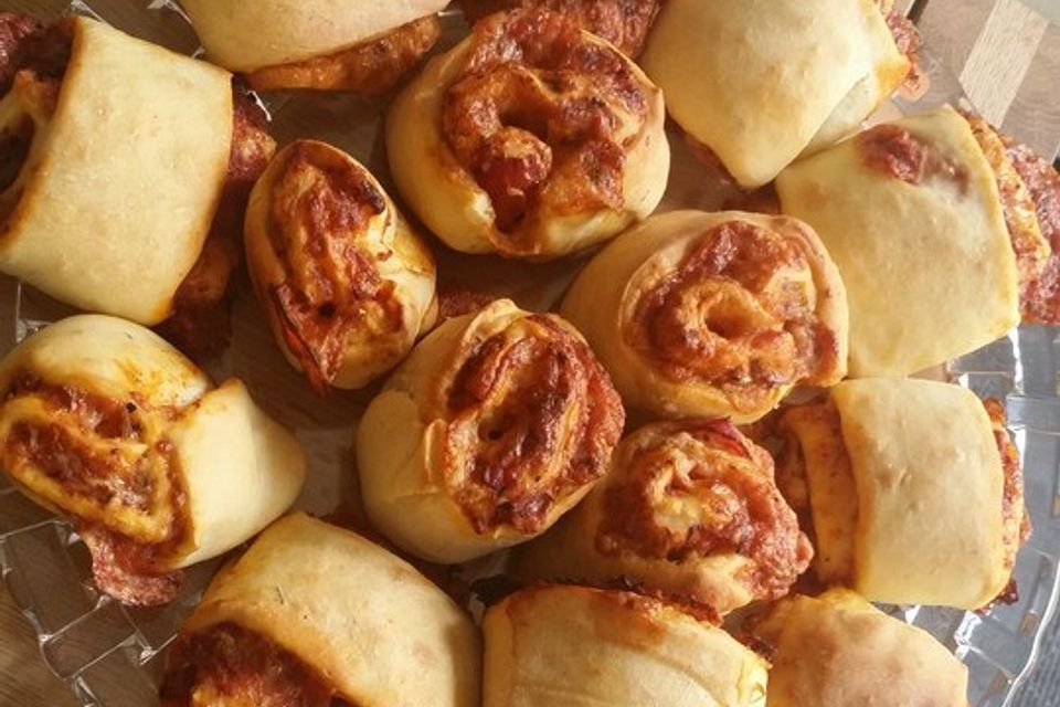 Mini-Pizzaschnecken