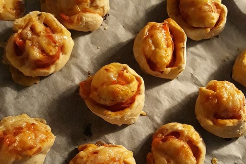 Mini-Pizzaschnecken