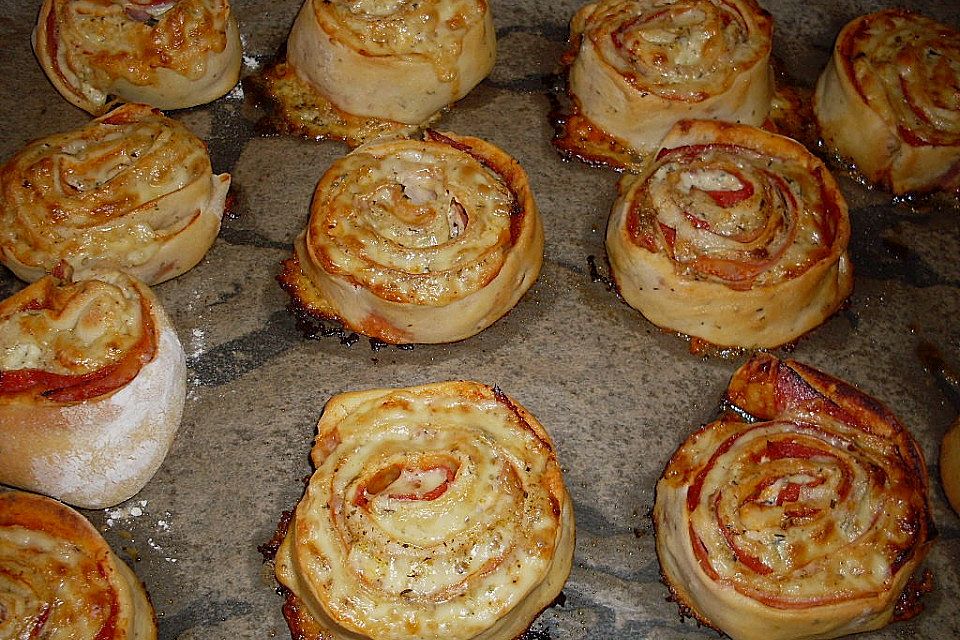 Mini-Pizzaschnecken