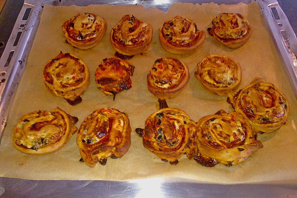 Mini-Pizzaschnecken