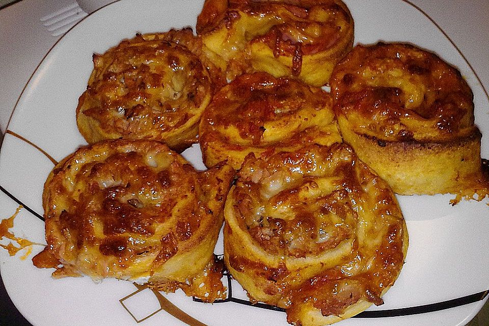 Mini-Pizzaschnecken