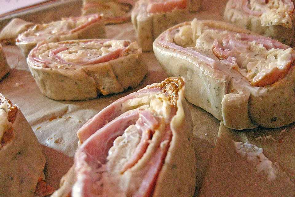 Mini-Pizzaschnecken