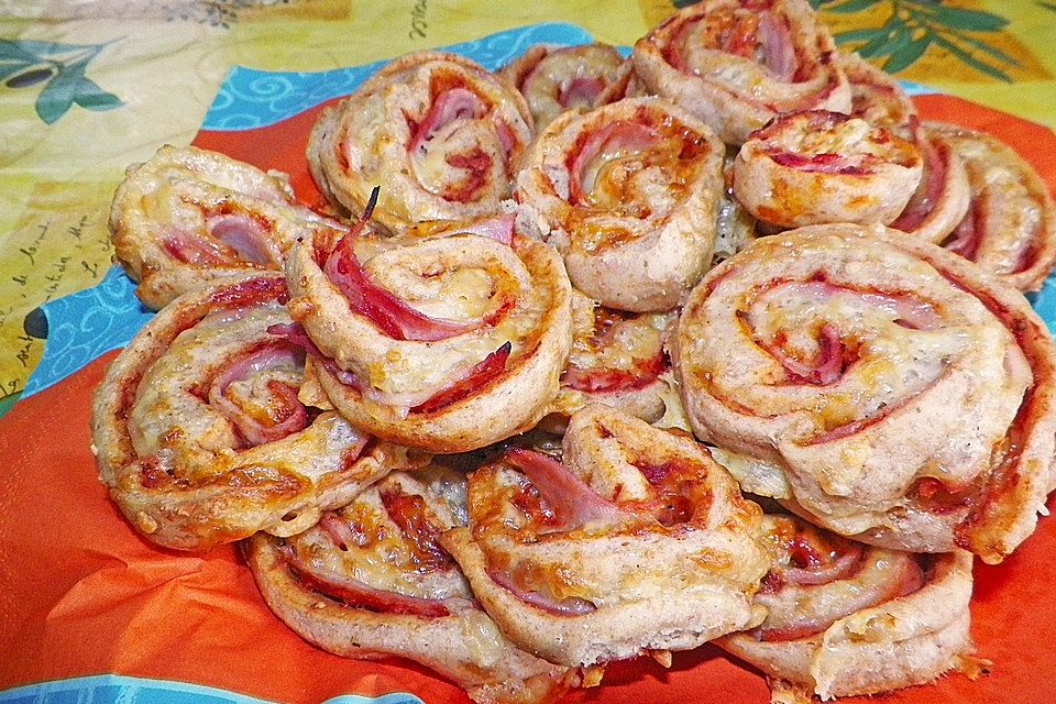 Mini-Pizzaschnecken