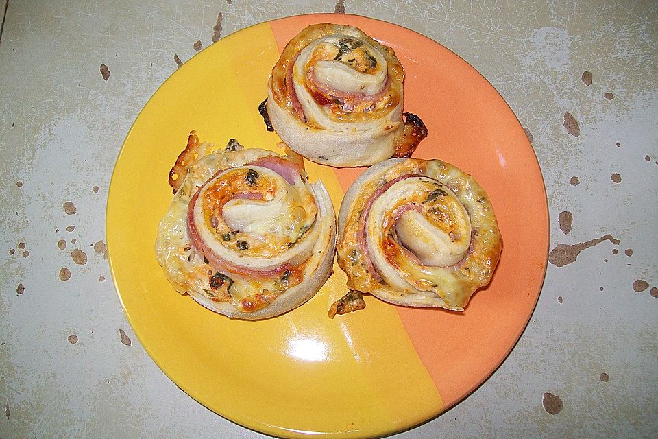 Mini-Pizzaschnecken