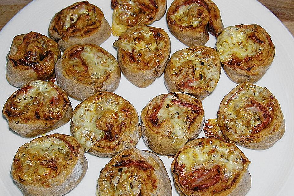 Mini-Pizzaschnecken