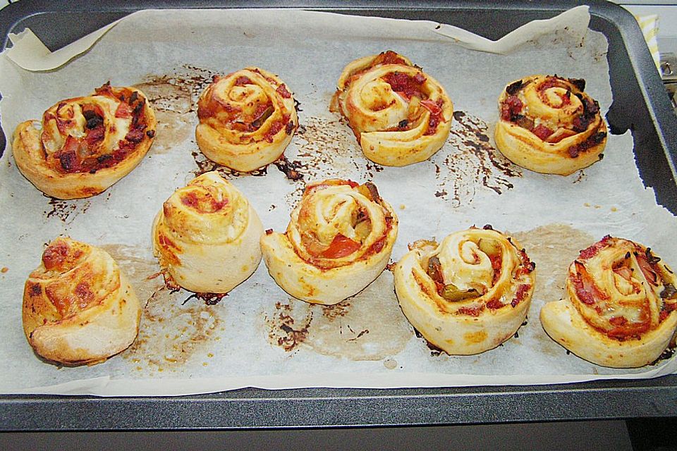 Mini-Pizzaschnecken