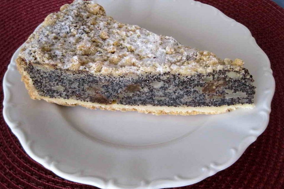 Mohnkuchen mit Birnen