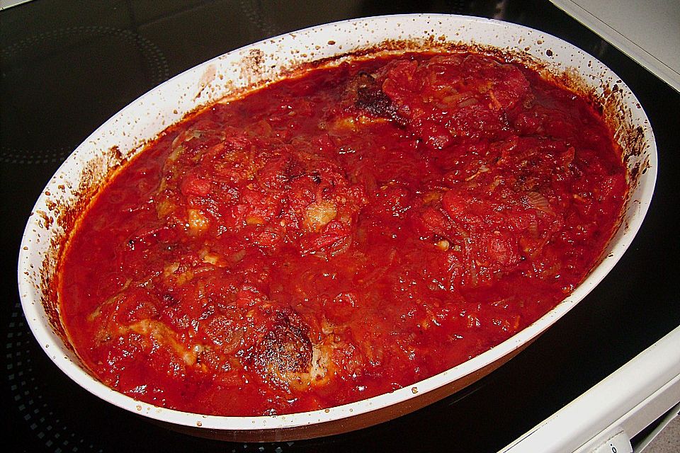 Knoblauchhähnchen in Tomatensauce