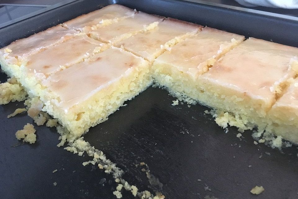 Zitronenkuchen vom Blech