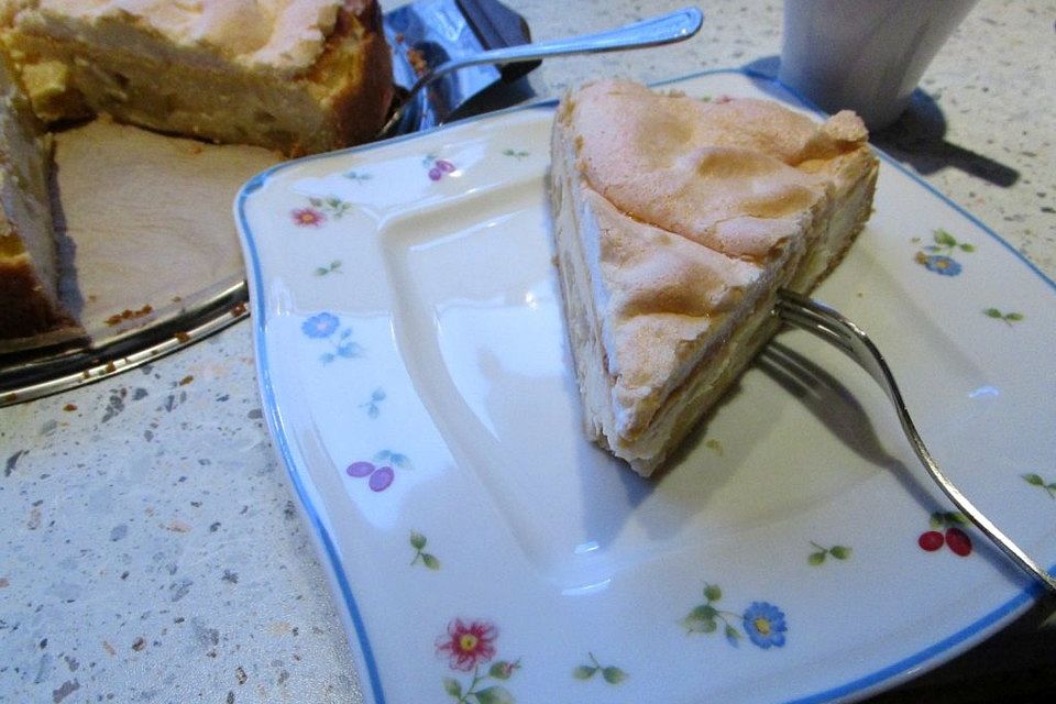 Vanille - Käsekuchen mit Eischneehaube