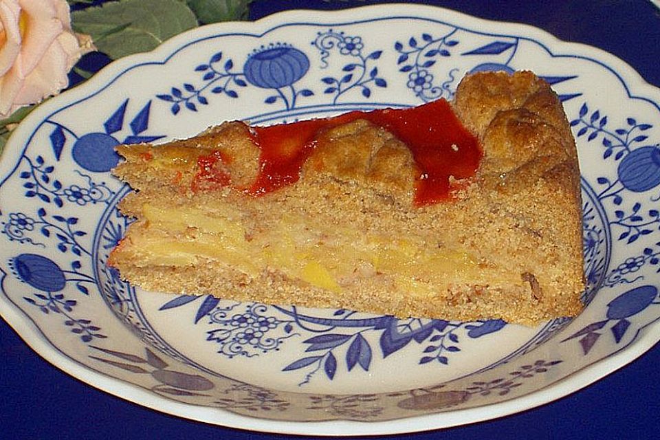 Gedeckter Quittenkuchen