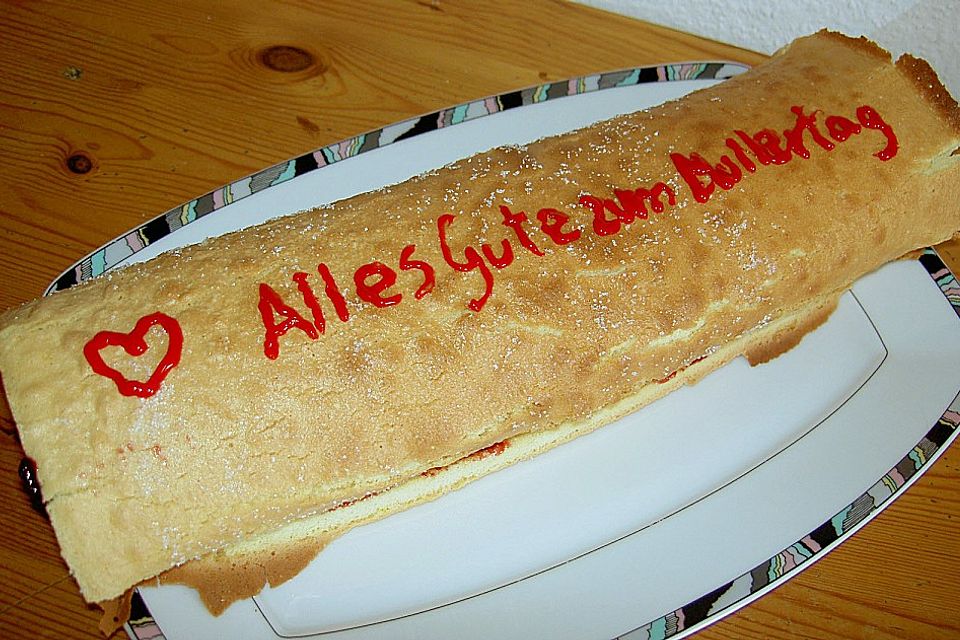 Einfache Biskuitroulade