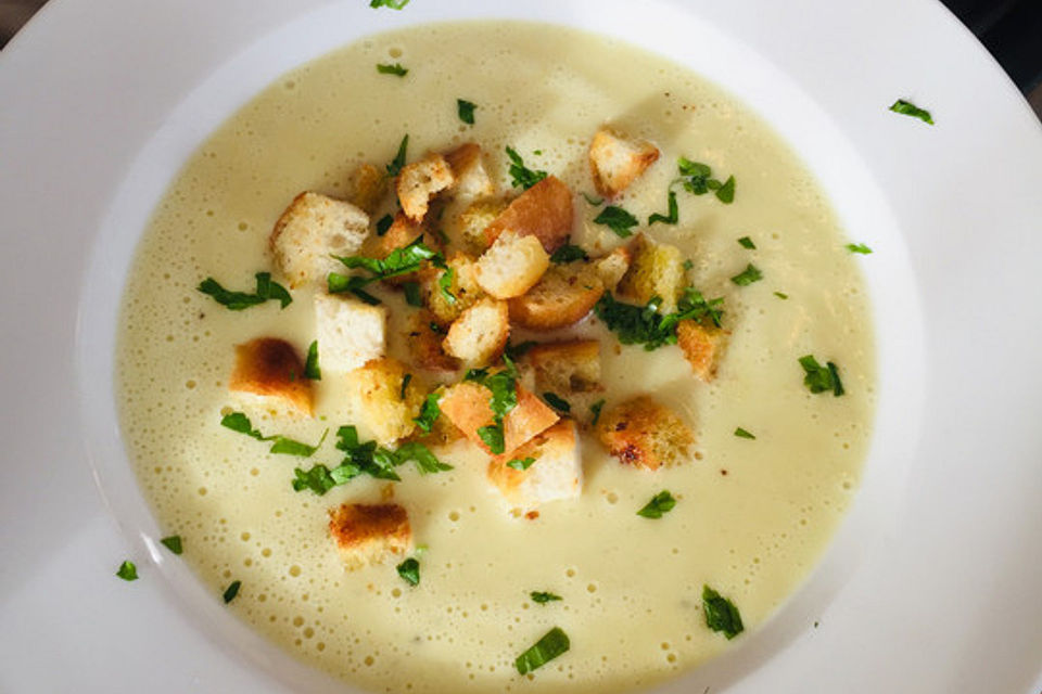 Knoblauchcremesuppe