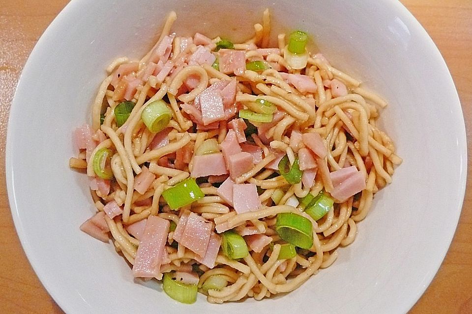 Spagetti - Salat