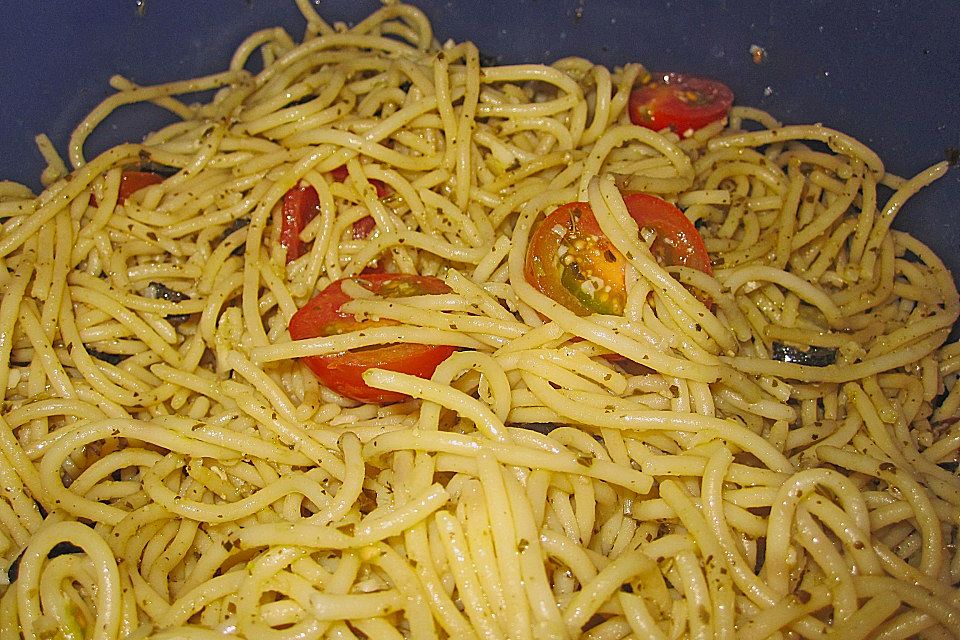 Mediterraner Spaghettisalat